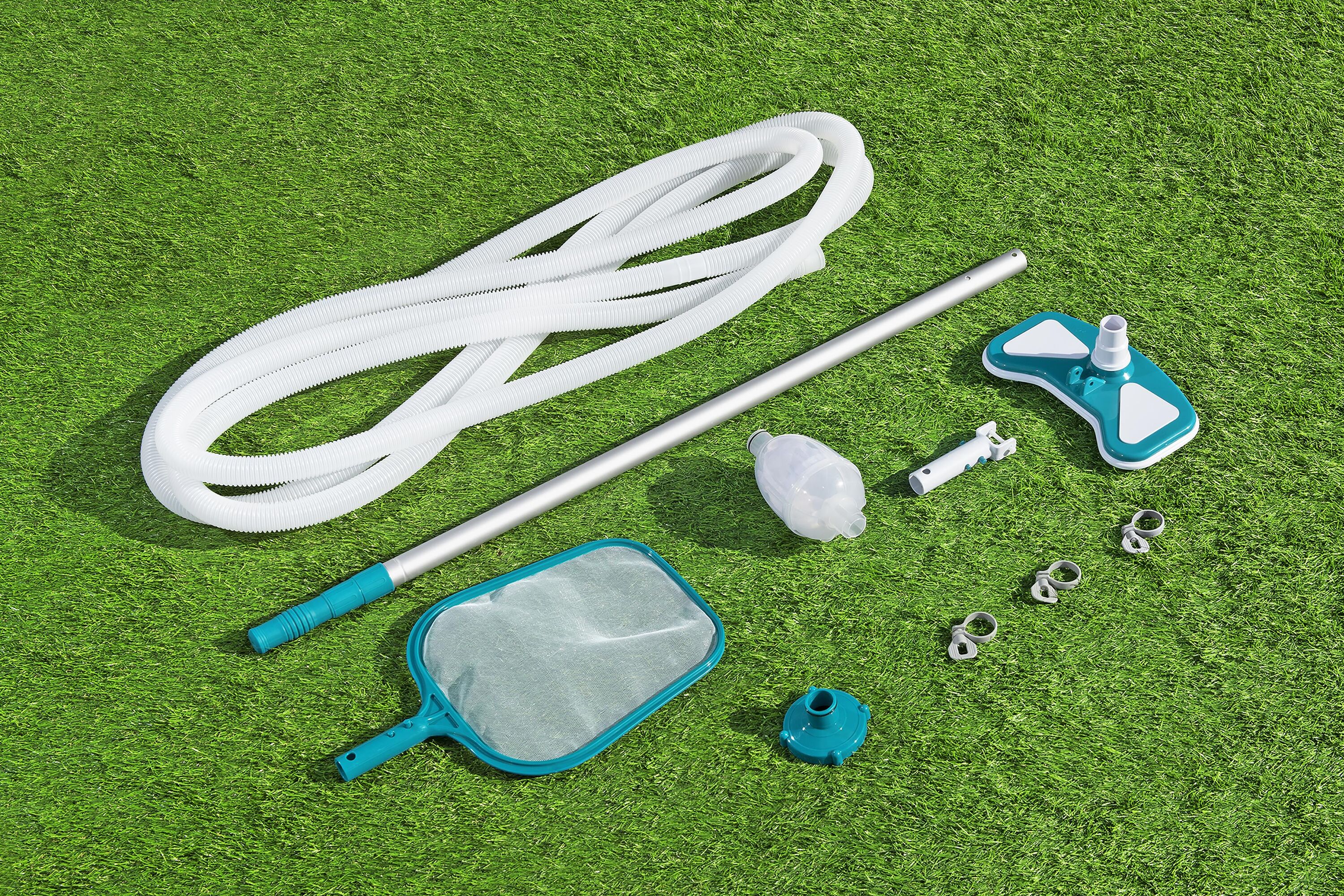 Bestway Pool+ Cleaning Kit (Contents:1 Aluminum Pole, 1 Mesh Netting, 1 Skimmer, 1pc 7.5 Metre Hose,1 Adaptor. The Minimum Flow Rate Of Pump Is 3,028 L/H (800 Gal./H), Compatible With All Pools Except Steel Wall Pools)
