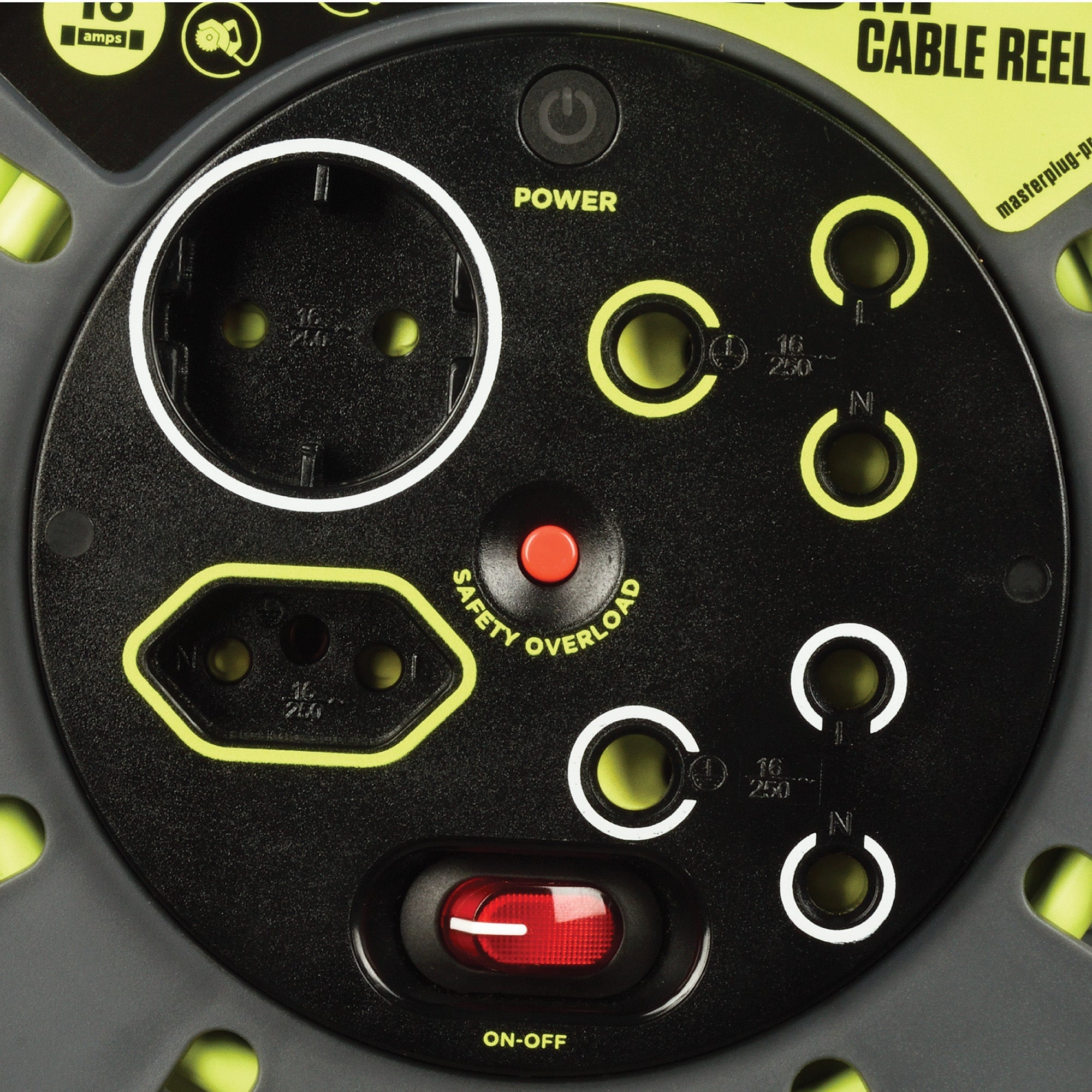 Pro Xt 20m Medium Duty Cable Open Reel 4 Socket With Switch