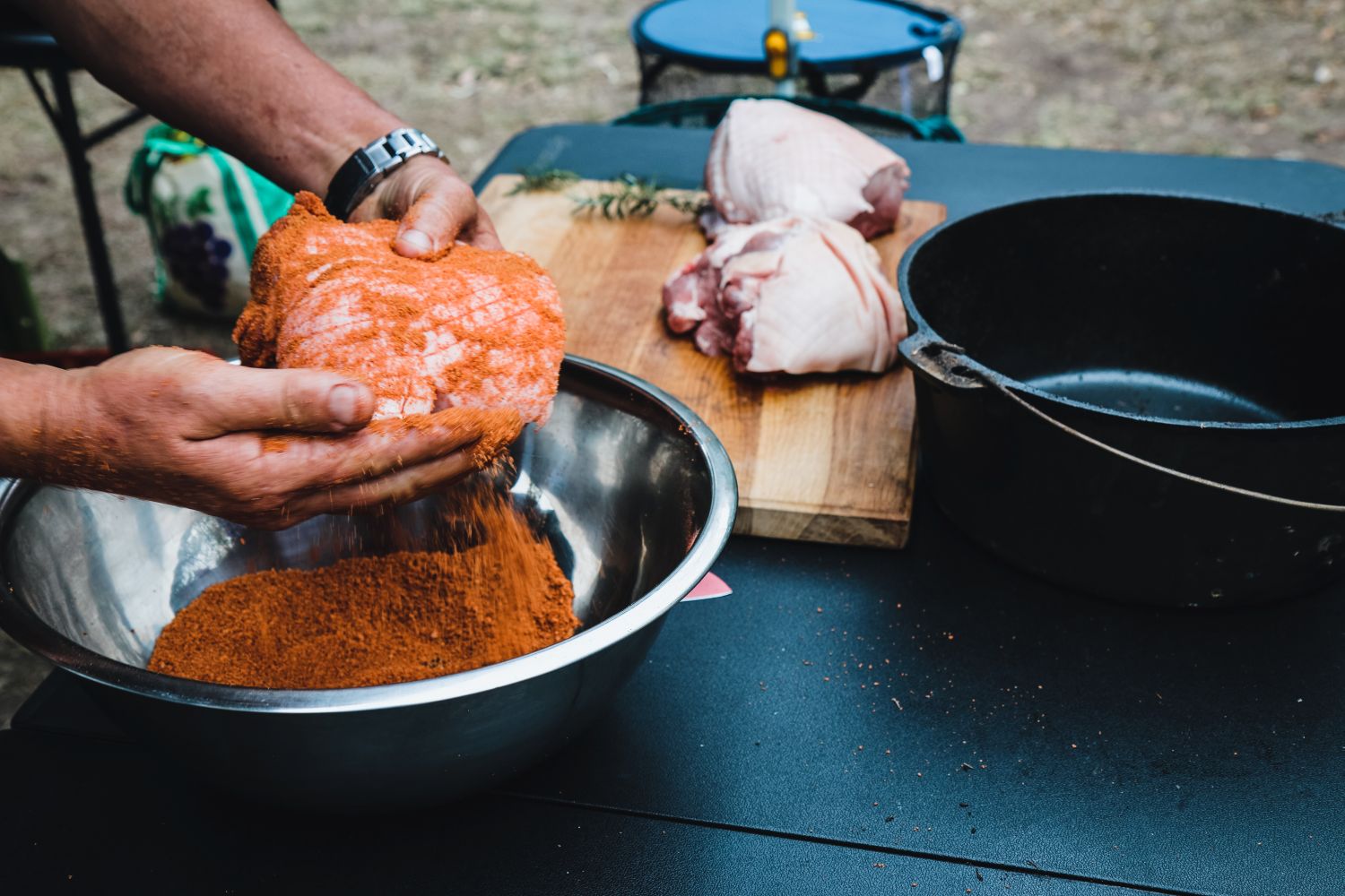Campfire 4.5 Qrt Dutch Oven Pre Seasoned