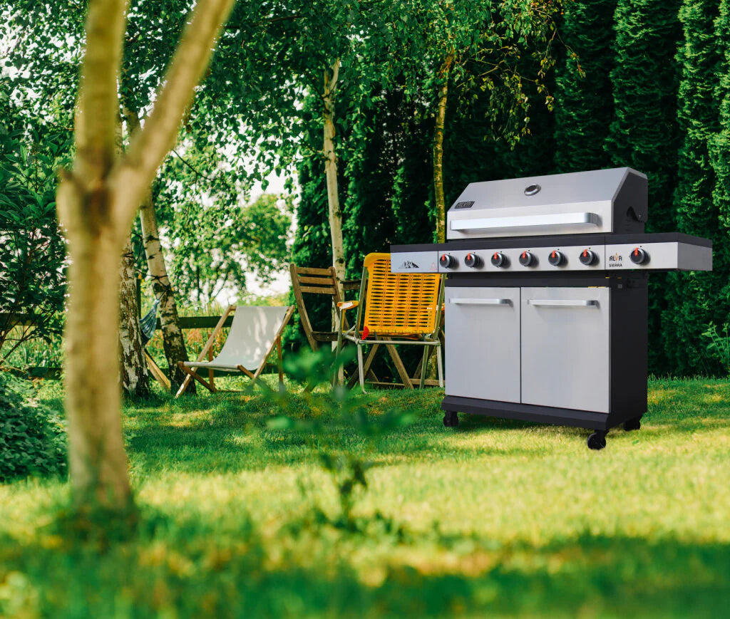 Sierra 6 Burner Bbq With Side Burner – Stainless Steel / Black + Free Tool Set