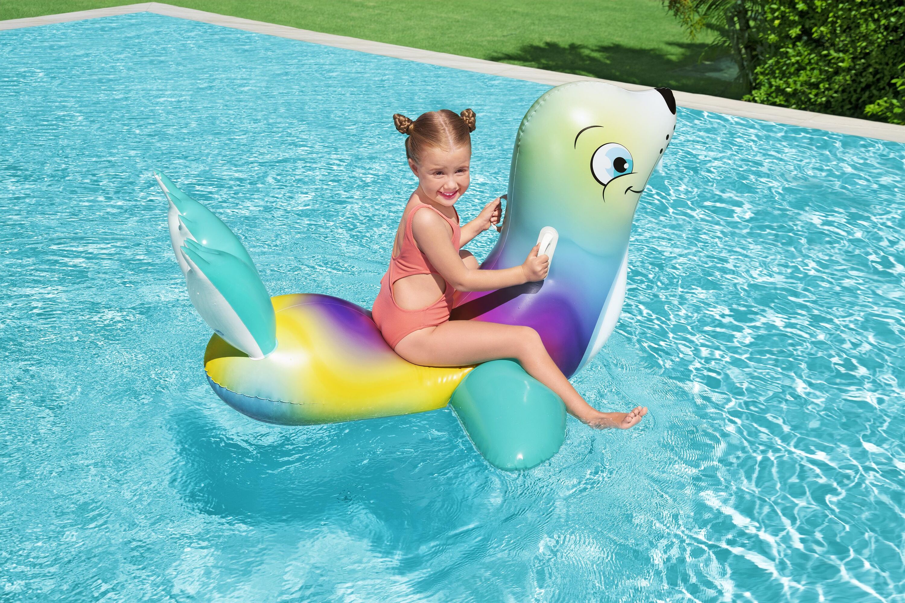 Bestway 1.57m X 1.14m Flash 'N Splash Seal Ride On