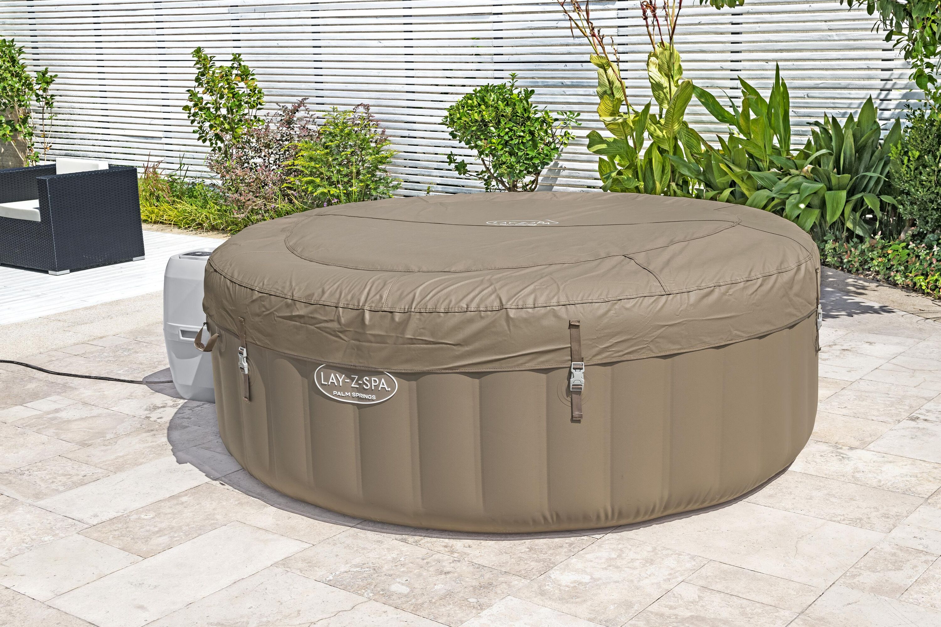 Bestway 1.96m X 71cm Palm Springs Air Jet 6 Sand Lay Z Spa 916 L