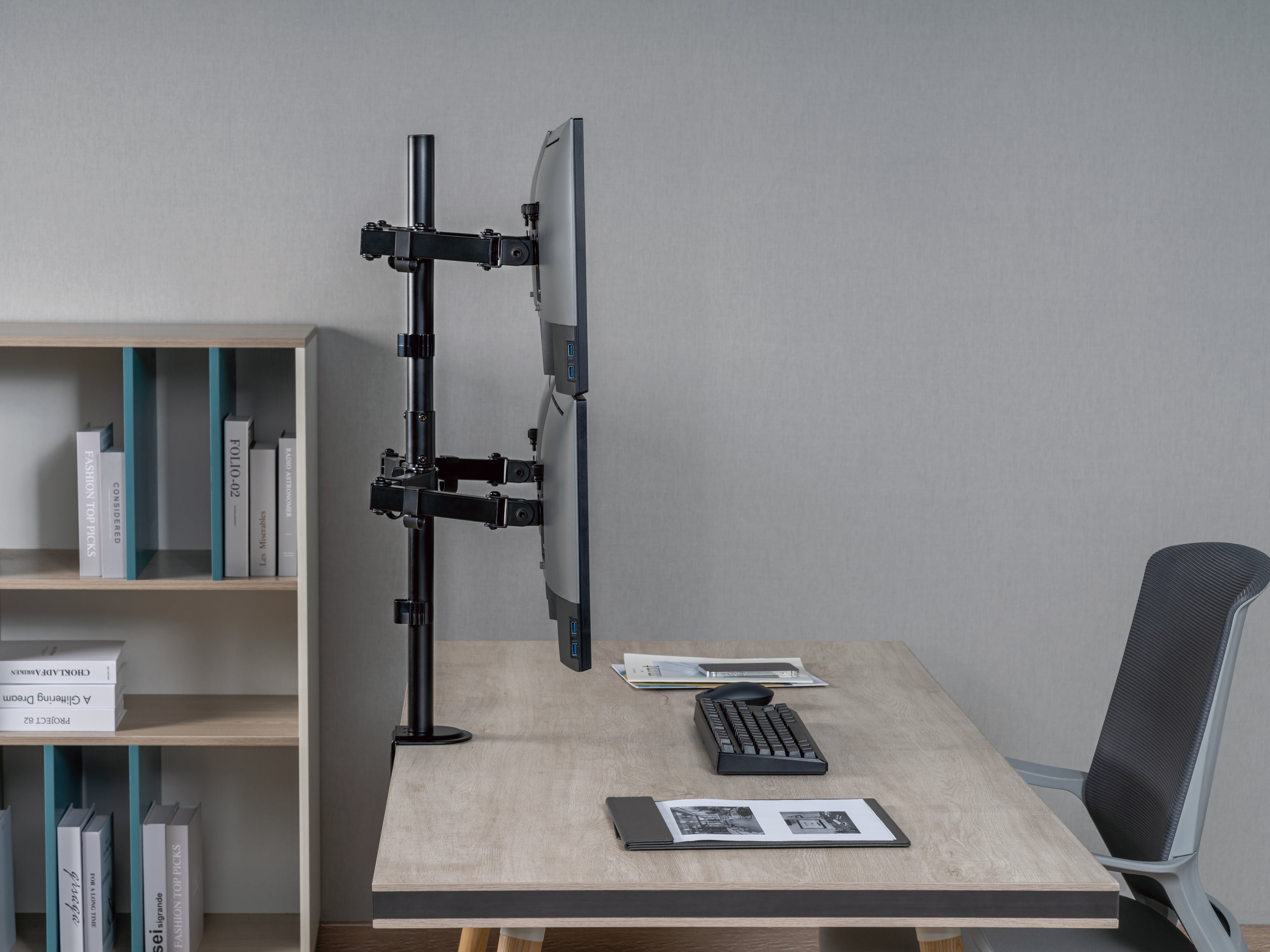 Equip Desk 17"-32" Quad Monitor Mount Bracket