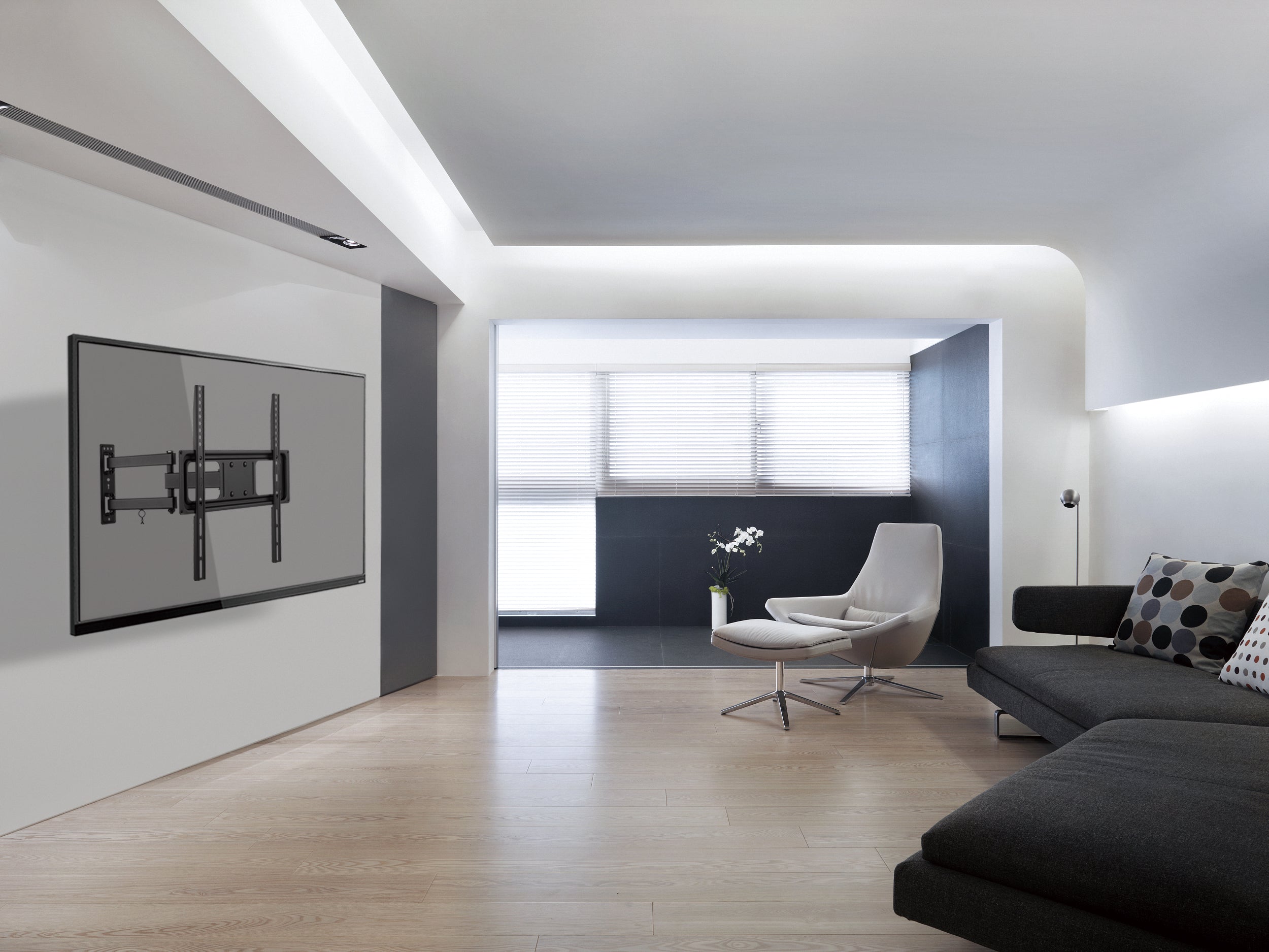 Equip 32"-55" Articulating Wall Mount TV Bracket