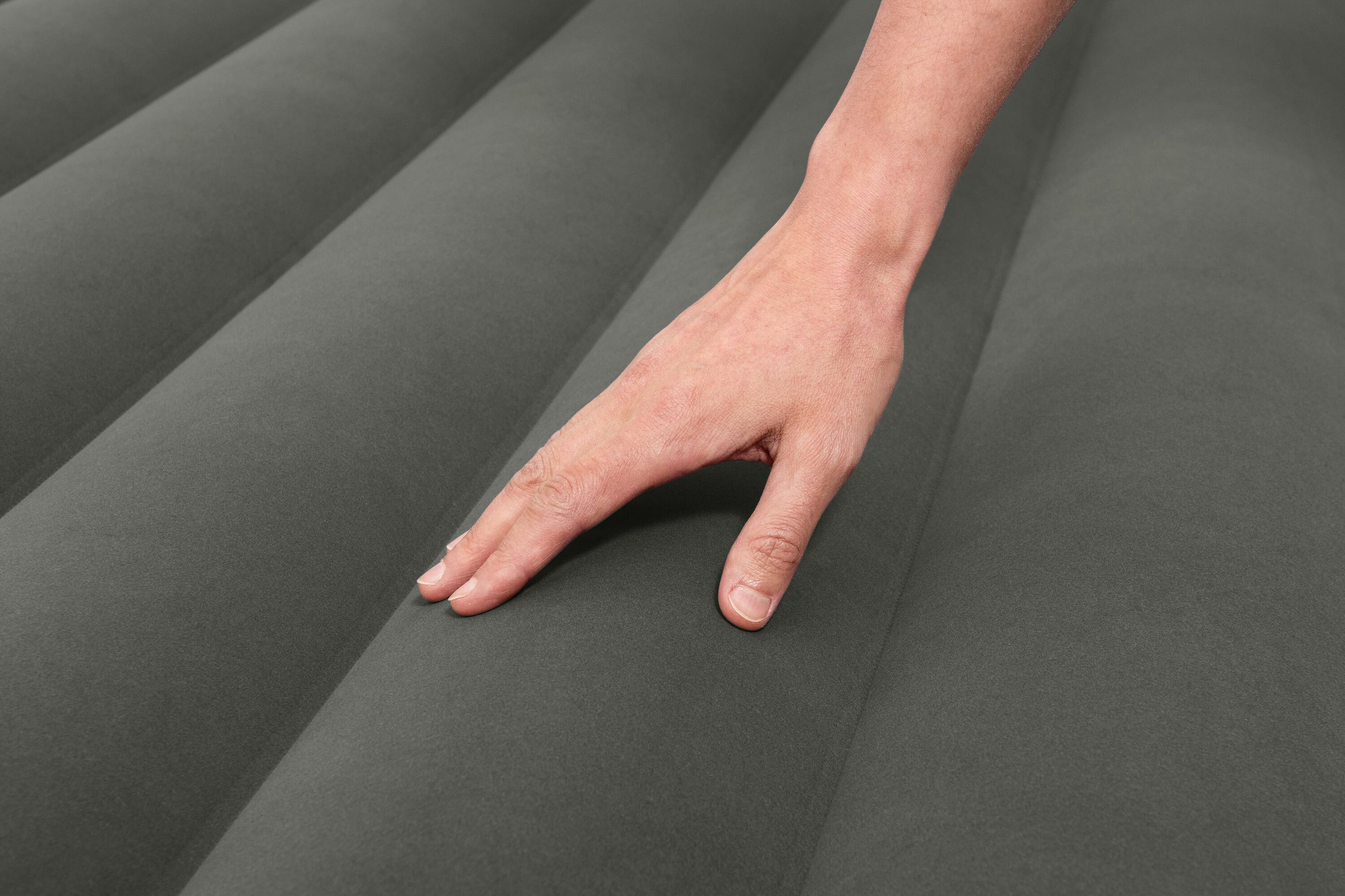 Bestway 1.91m X 1.37m X 25cm Tritech Air Mattress Double