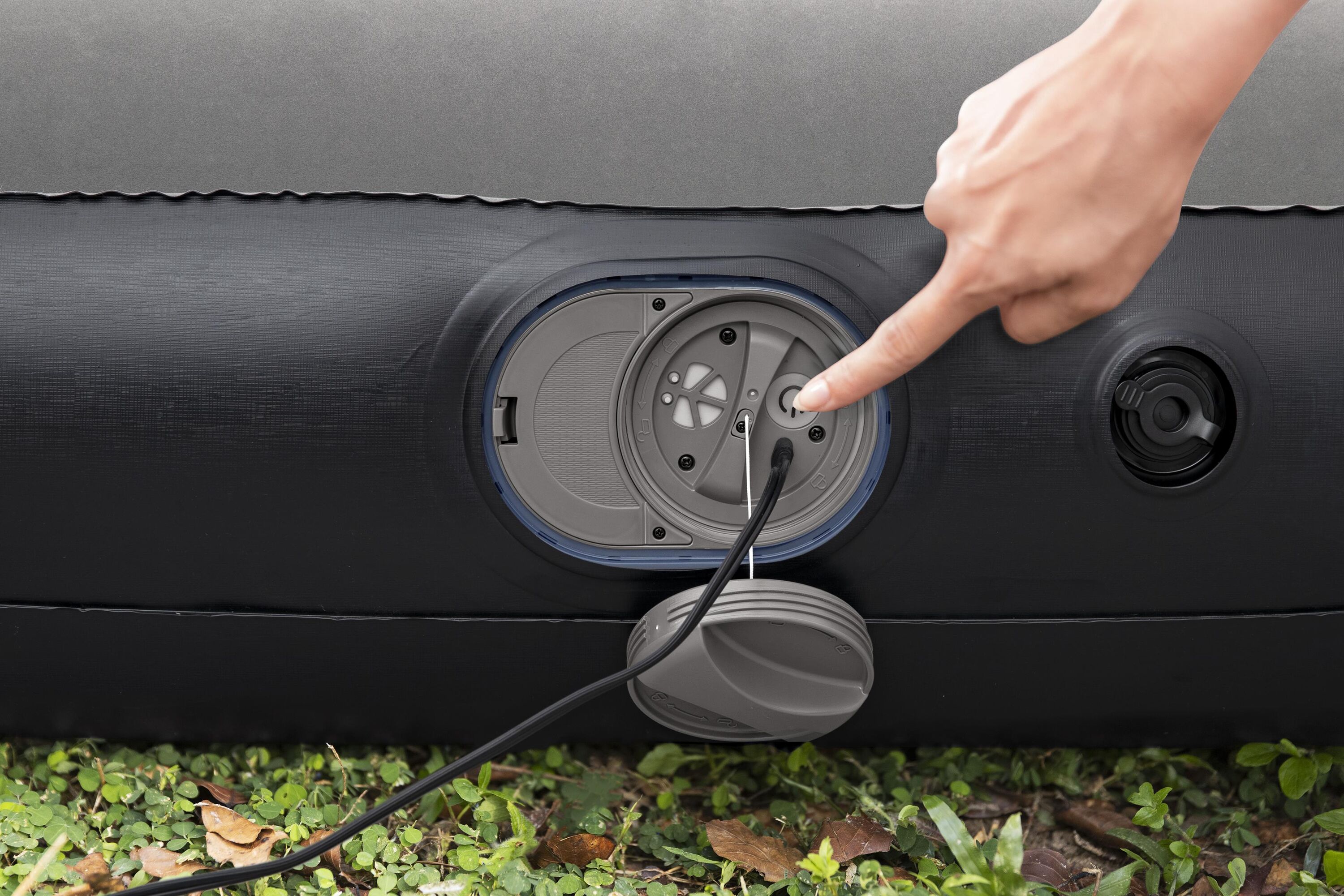 Bestway 2.03m X 1.52mx 30cm Tritech Air Mattress Queen Usb Pump