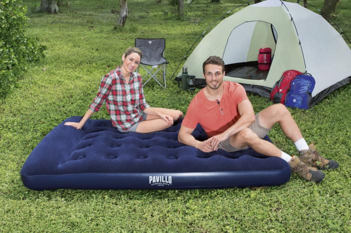 Bestway 191cm X 137cm X 28cm Pavillo Airbed Double Built In Foot Pump