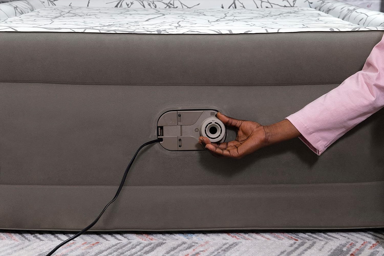 Bestway 2.03m X 1.52m X 46cm Tritech Airbed Queen Foam Top Built In Ac Pump