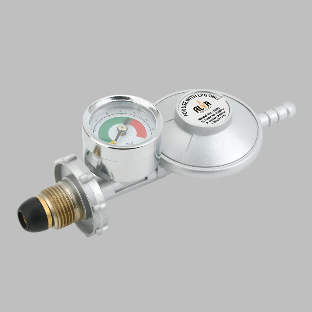 Bullnose Gas Regulator With Pressure Gauge