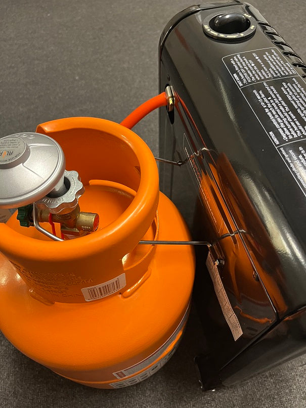 GH303 attached to ALVA G050 5kg cylinder how to use the metal holder p2