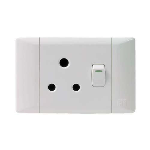 Cbi Plug Switch Horizontal 2 X4 White