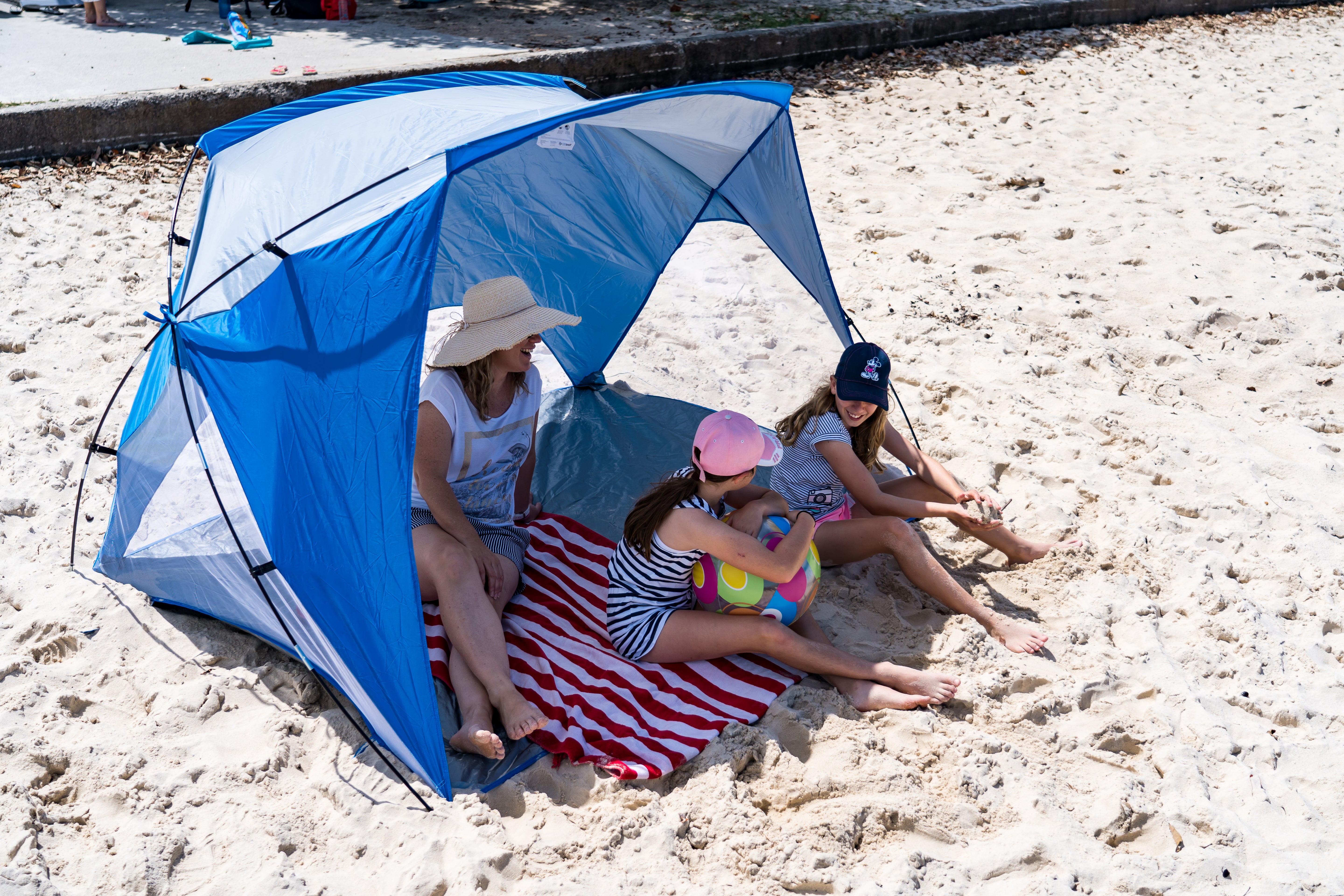 O Ztrail Multi Shade 4 Shelter