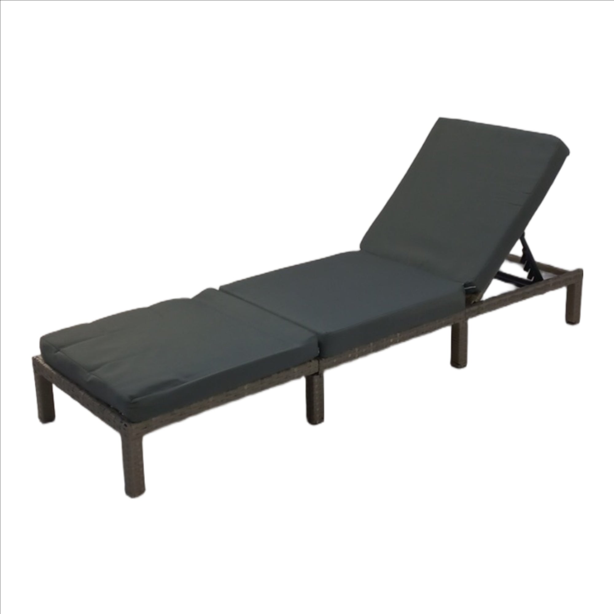 Seagull Deluxe Pe Rattan Lounger Kd Lounger, Size:198x60x28cm Pe Rattan:8*1.2mm,
With Extra Comfy 8cm Grey Cushion Max Weight: 160kg
