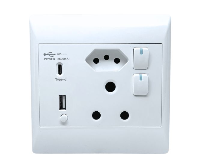 Rsa Socket + Eur + 1 X Usb (5 V 2500m A) 1 X Type C Sti 1079