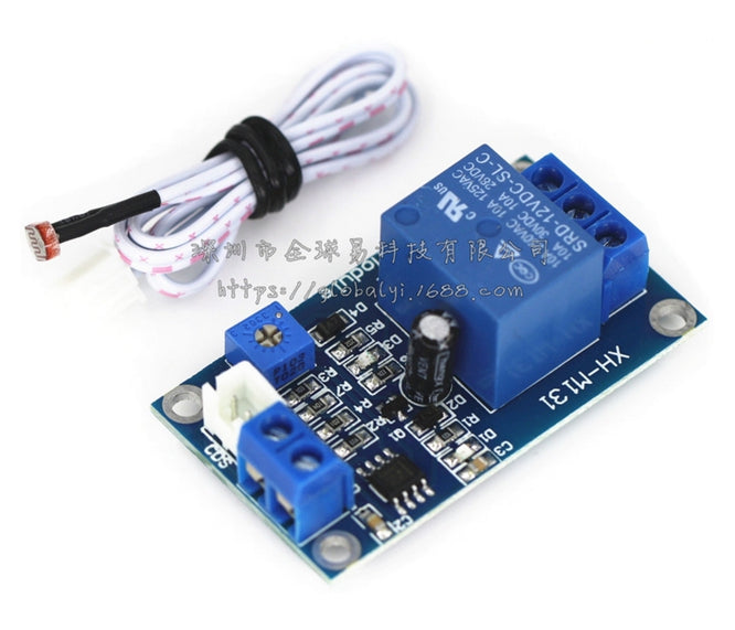 Light Sensing / Switching Board 12 V Xh M131 12 Vdc