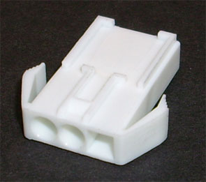 Hous Male 3 W Squ P/M 4.5mm Pitch Yy10 C03