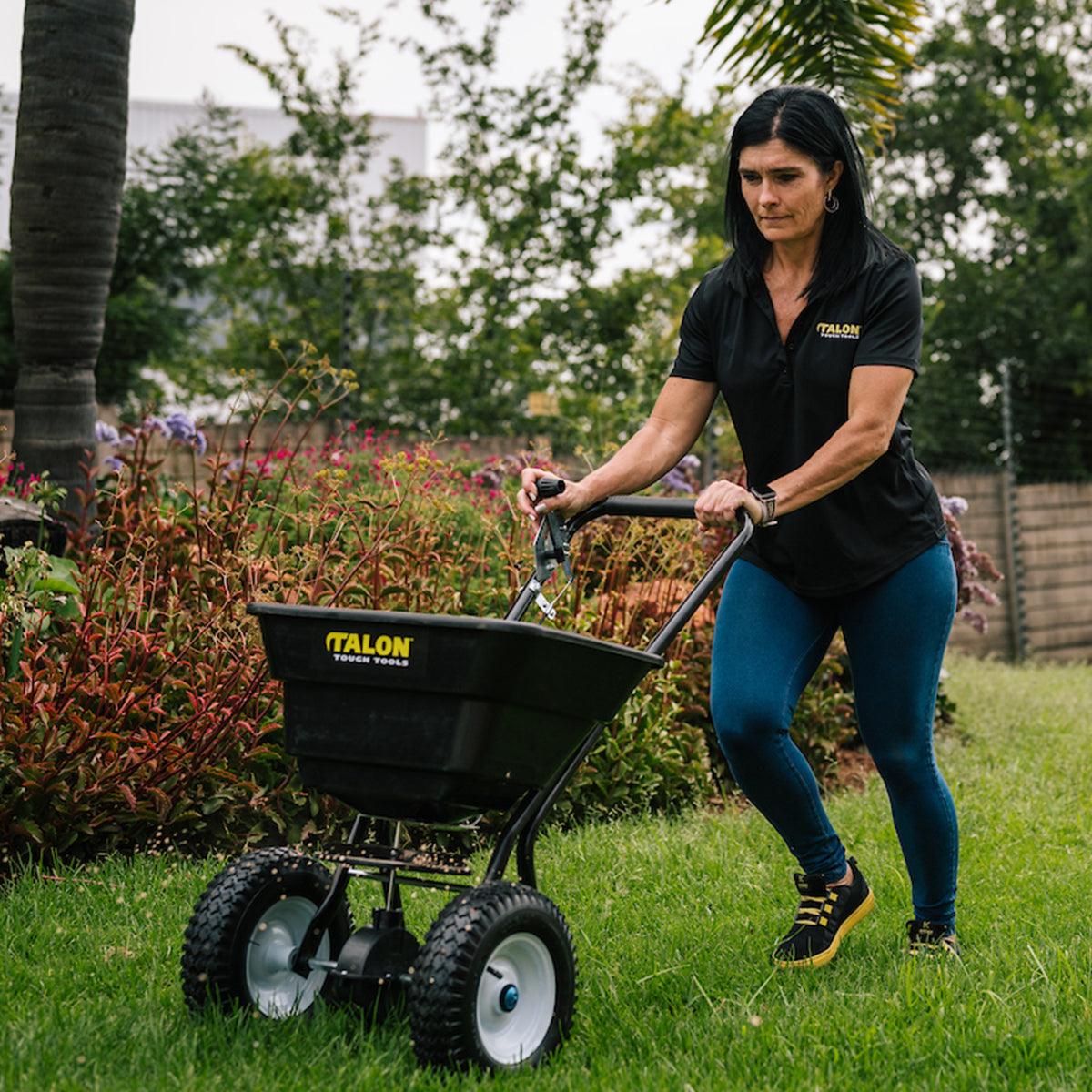 Talon Fertilizer Spreader 35 Kg With Wheels - Livestainable.co.za